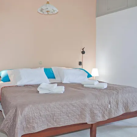 Melani Apartment *